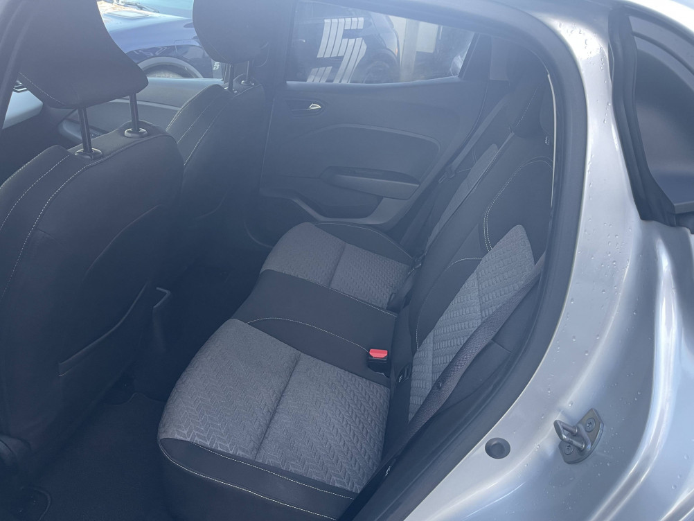 Acheter Renault Clio 5 Clio E-Tech full hybrid 145 Evolution 5p occasion dans les concessions du Groupe Faurie
