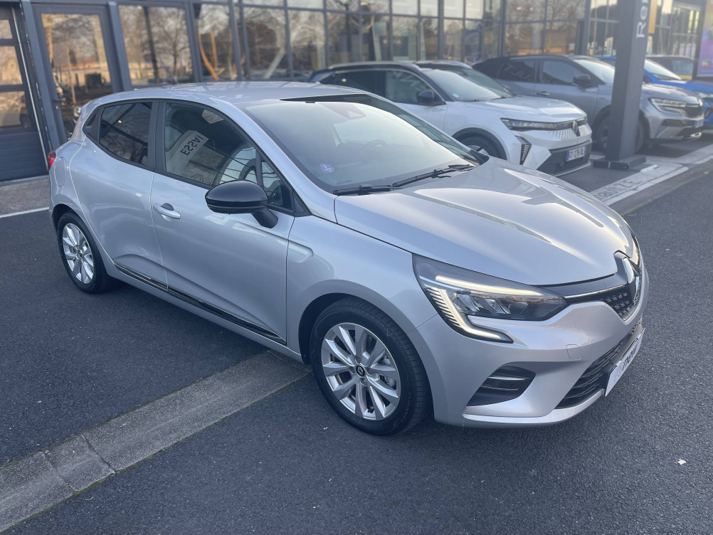Acheter Renault Clio 5 Clio E-Tech full hybrid 145 Evolution 5p occasion dans les concessions du Groupe Faurie