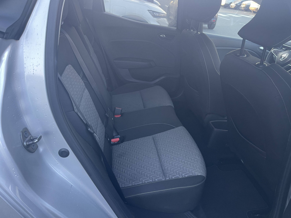 Acheter Renault Clio 5 Clio E-Tech full hybrid 145 Evolution 5p occasion dans les concessions du Groupe Faurie