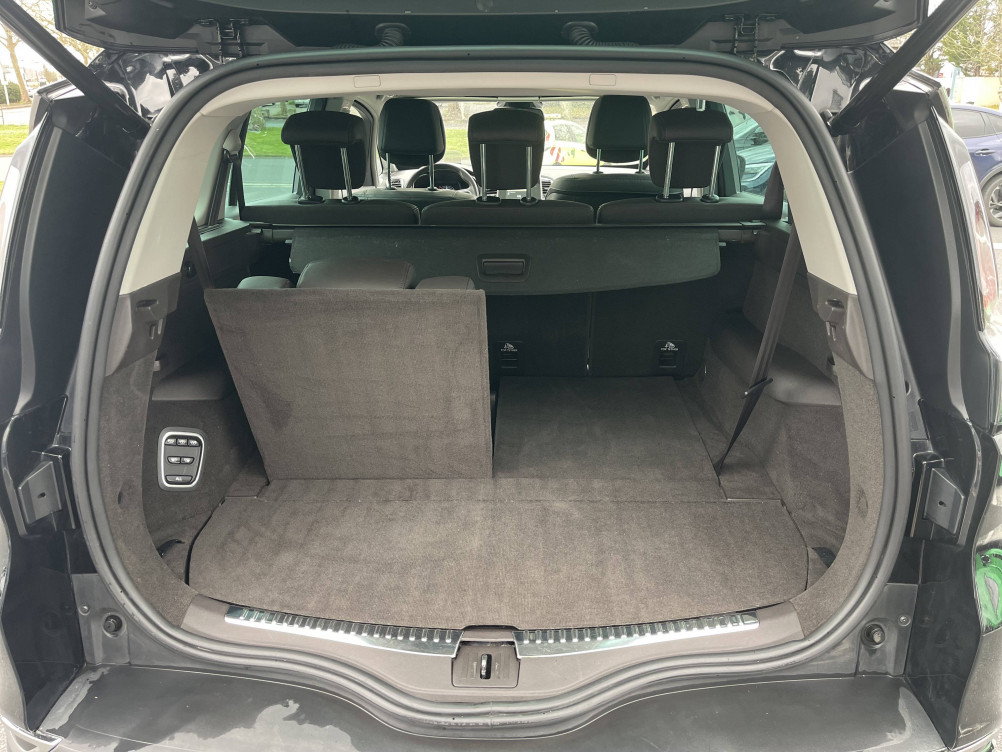 Acheter Renault Espace 5 E-Tech Espace dCi 160 Energy Twin Turbo Intens EDC 5p occasion dans les concessions du Groupe Faurie