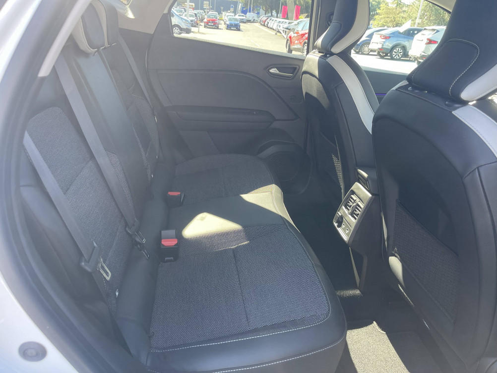Acheter Renault Captur 2 Captur E-Tech 145 - 21 Intens 5p occasion dans les concessions du Groupe Faurie