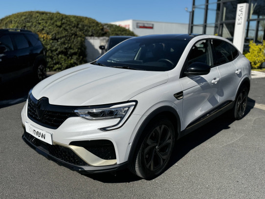 Acheter Renault Arkana Arkana E-Tech hybride 145 - 22 Engineered 5p occasion dans les concessions du Groupe Faurie
