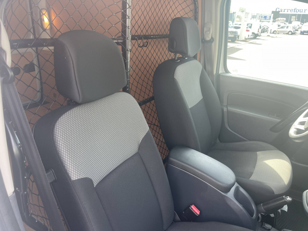 Acheter Renault Kangoo Express 2 KANGOO EXPRESS 1.5 DCI 90 E6 GRAND CONFORT 4p occasion dans les concessions du Groupe Faurie