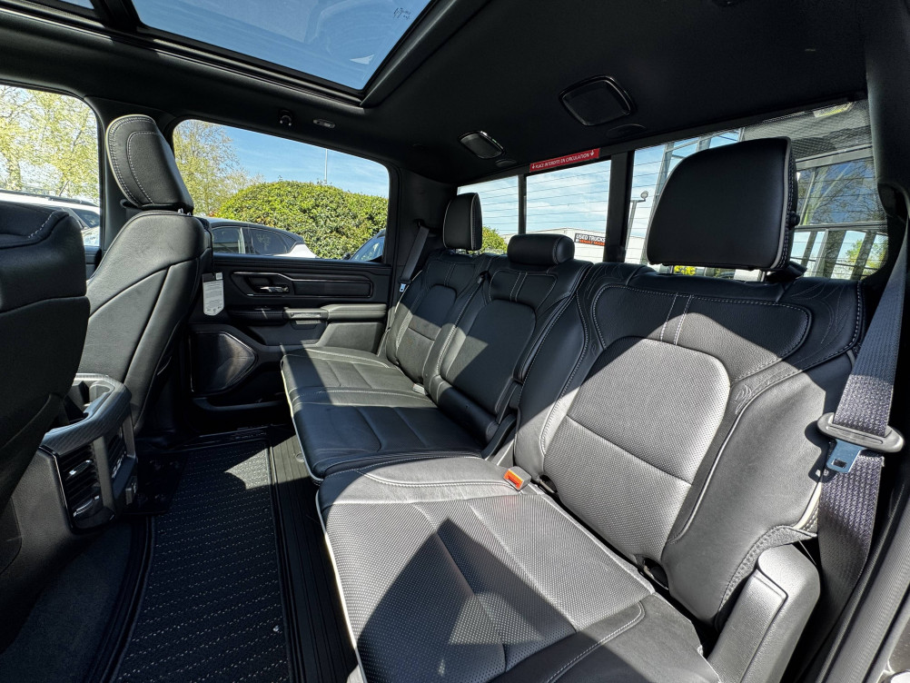 Acheter Dodge RAM Ram 1500 NITRO V8 5.7 L HEMI  MDS VVT eTORQUE BVA8 LIMITED CREW CAB 4X4  5p occasion dans les concessions du Groupe Faurie