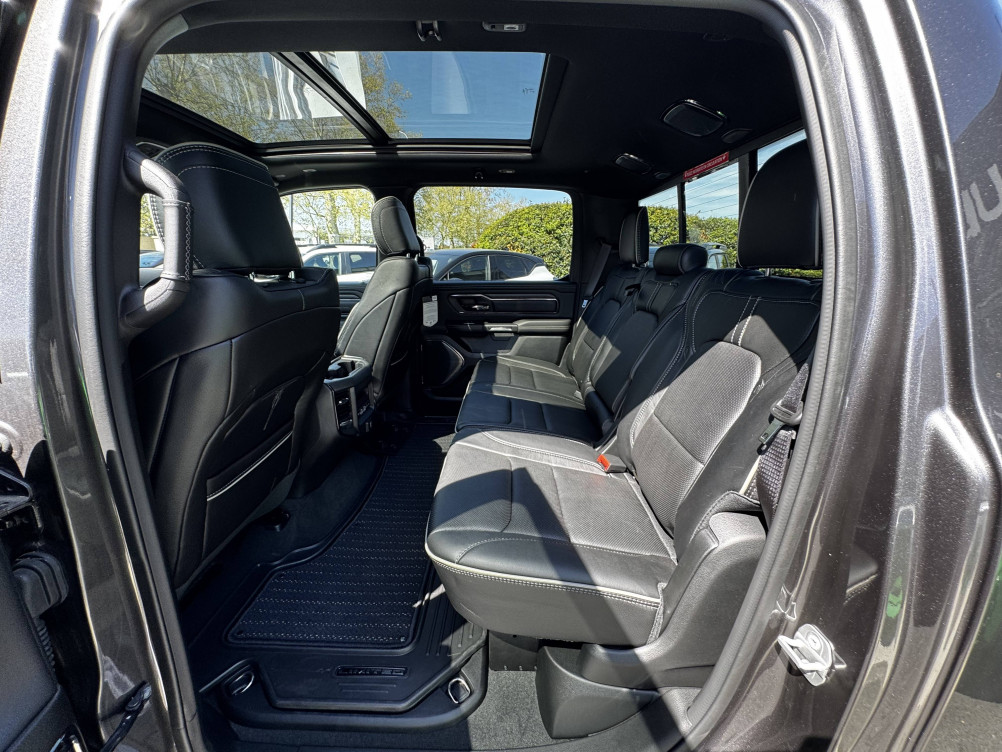 Acheter Dodge RAM Ram 1500 NITRO V8 5.7 L HEMI  MDS VVT eTORQUE BVA8 LIMITED CREW CAB 4X4  5p occasion dans les concessions du Groupe Faurie