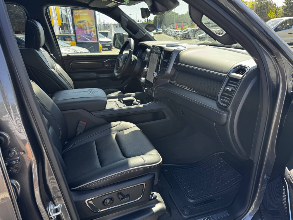 Acheter Dodge RAM Ram 1500 NITRO V8 5.7 L HEMI  MDS VVT eTORQUE BVA8 LIMITED CREW CAB 4X4  5p occasion dans les concessions du Groupe Faurie