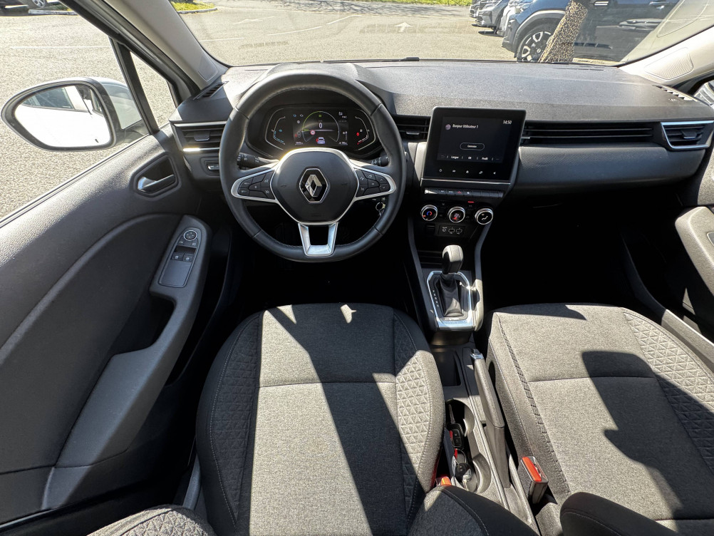 Acheter Renault Clio 5 Clio E-Tech 140 Business 5p occasion dans les concessions du Groupe Faurie