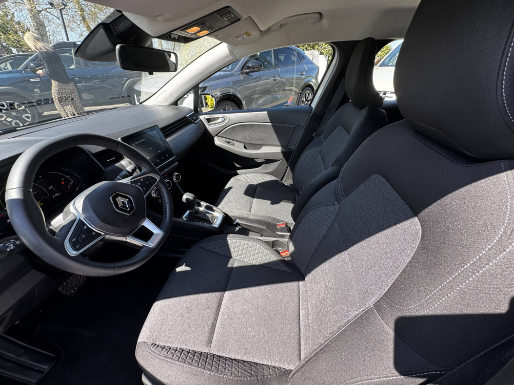 Acheter Renault Clio 5 Clio E-Tech 140 Business 5p occasion dans les concessions du Groupe Faurie