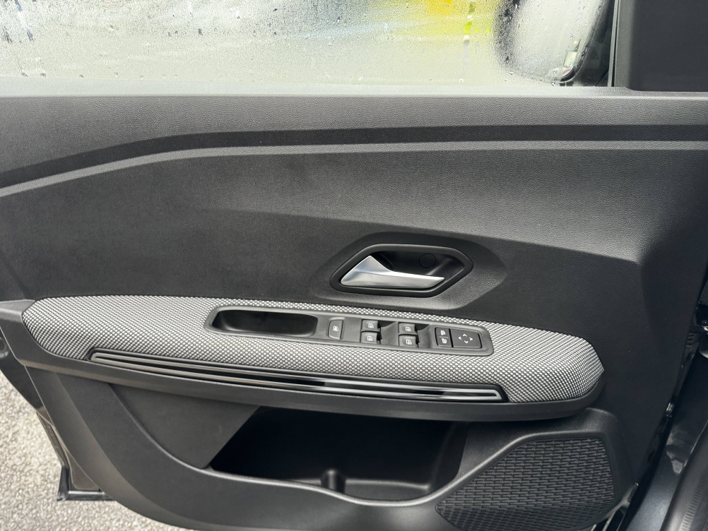 Acheter Dacia Jogger Jogger ECO-G 100 7 places SL Extreme + 5p occasion dans les concessions du Groupe Faurie