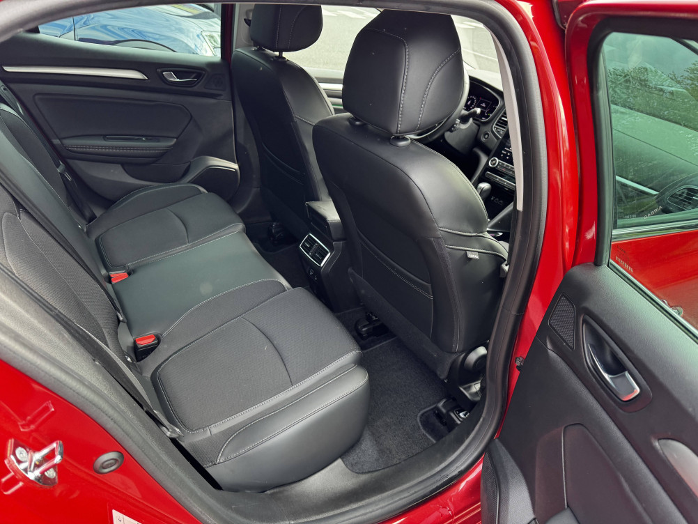 Acheter Renault Megane 4 Mégane IV Berline Blue dCi 115 EDC - 20 Intens 5p occasion dans les concessions du Groupe Faurie