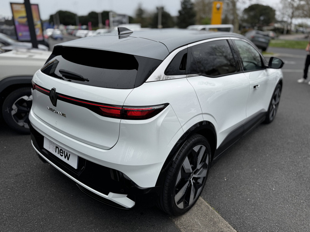 Acheter Renault Megane E-Tech Megane E-Tech EV60 220 ch super charge Techno 5p occasion dans les concessions du Groupe Faurie