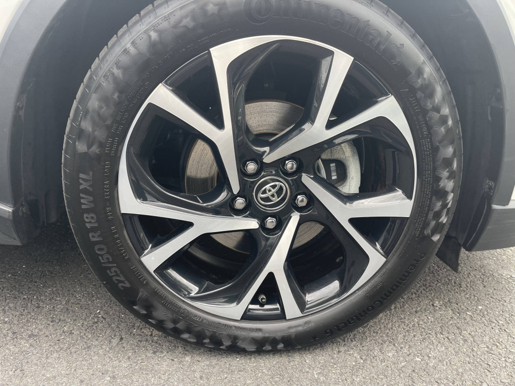 Acheter Toyota C-HR C-HR Hybride 122h Graphic 5p occasion dans les concessions du Groupe Faurie