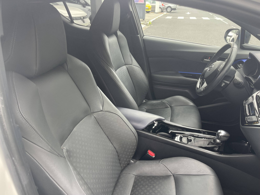Acheter Toyota C-HR C-HR Hybride 122h Graphic 5p occasion dans les concessions du Groupe Faurie