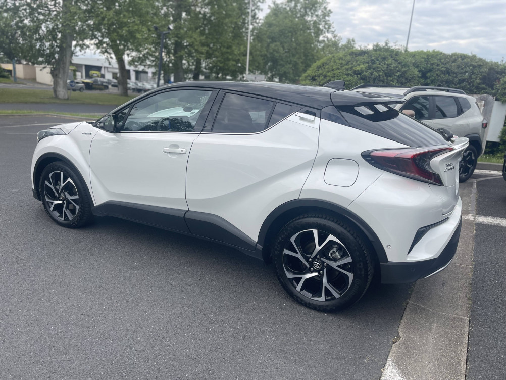 Acheter Toyota C-HR C-HR Hybride 122h Graphic 5p occasion dans les concessions du Groupe Faurie