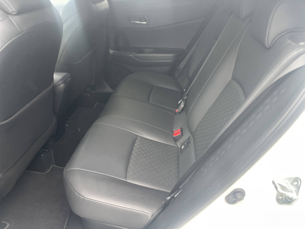 Acheter Toyota C-HR C-HR Hybride 122h Graphic 5p occasion dans les concessions du Groupe Faurie