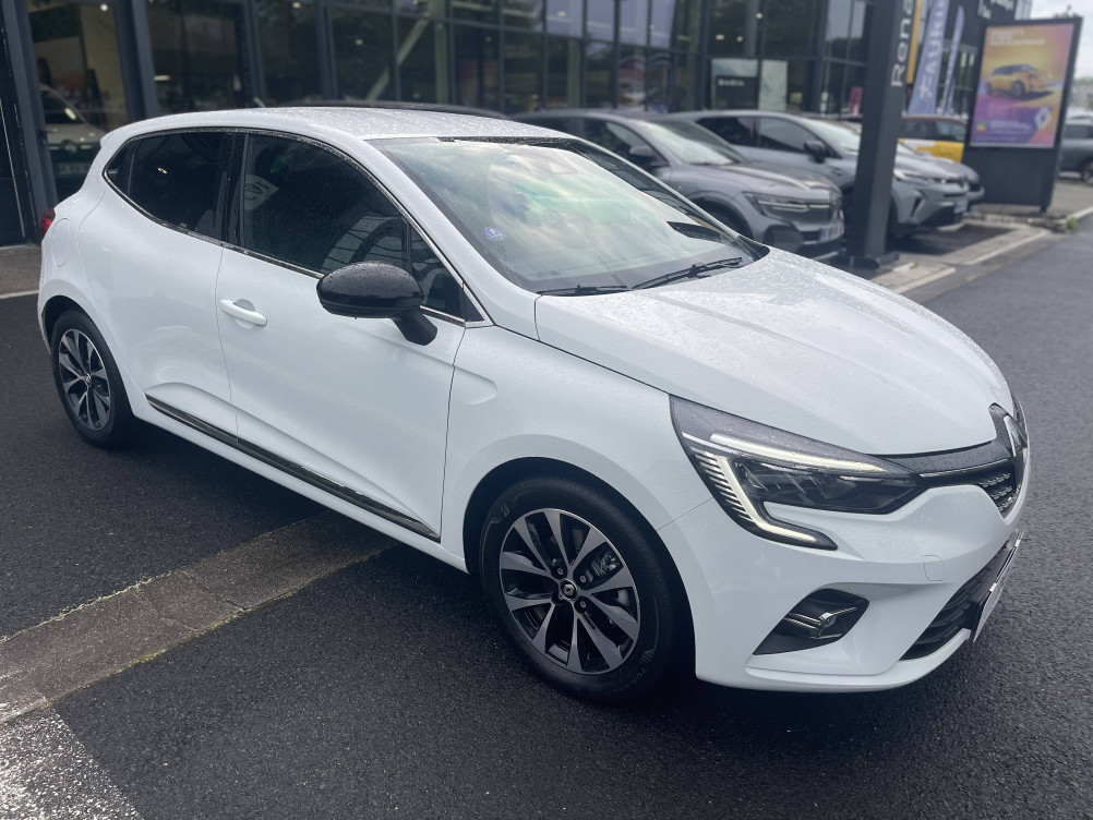 Acheter Renault Clio 5 Clio E-Tech full hybrid 145 Techno 5p occasion dans les concessions du Groupe Faurie