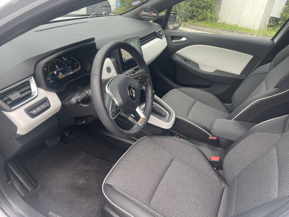Acheter Renault Clio 5 Clio E-Tech full hybrid 145 Techno 5p occasion dans les concessions du Groupe Faurie