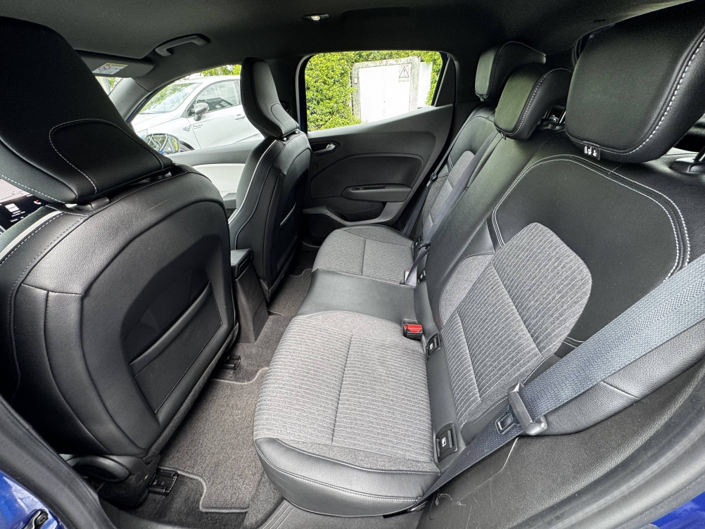 Acheter Renault Clio 5 Clio Blue dCi 100 - 21N Intens 5p occasion dans les concessions du Groupe Faurie
