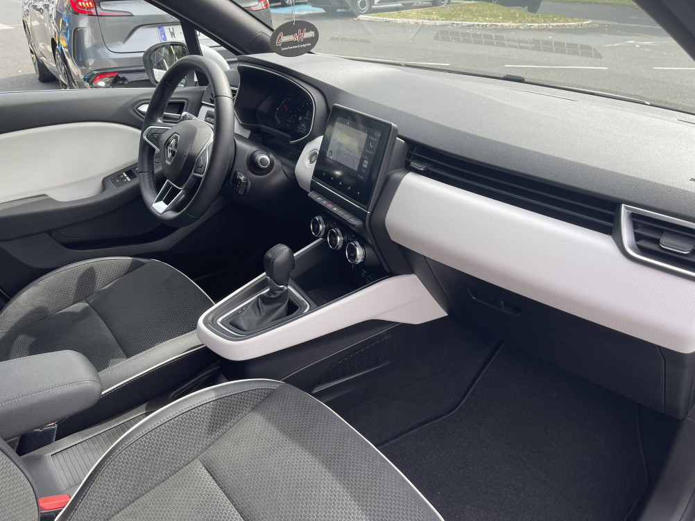 Acheter Renault Clio 5 Clio TCe 90 X-Tronic - 21 Intens 5p occasion dans les concessions du Groupe Faurie