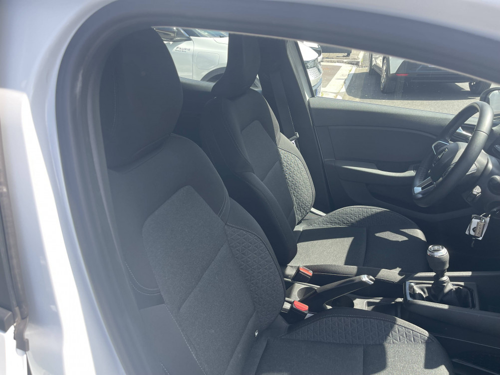 Acheter Renault Clio 5 Clio Blue dCi 100 - 21N Business 5p occasion dans les concessions du Groupe Faurie