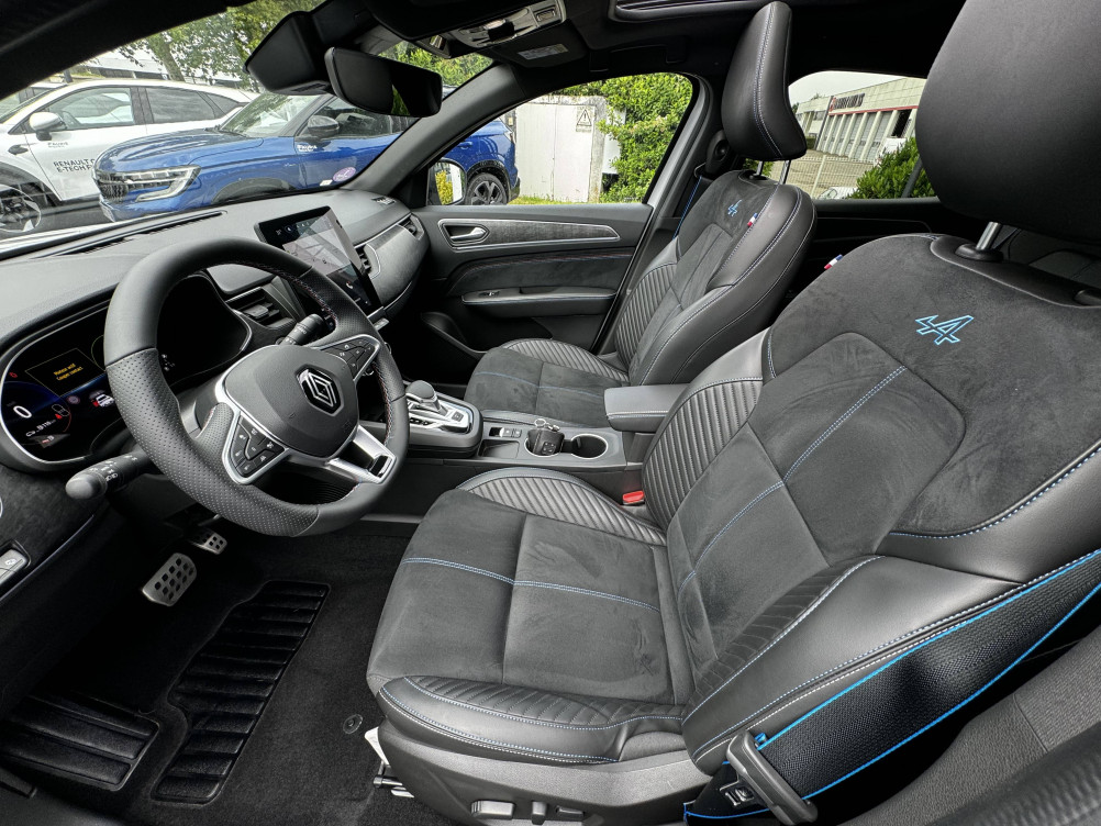 Acheter Renault Arkana Arkana E-Tech 145 - 23 esprit Alpine 5p occasion dans les concessions du Groupe Faurie