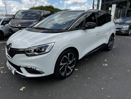 Acheter Renault Grand Scenic 4 Grand Scenic TCe 160 EDC Executive 5p neuve dans les concessions du Groupe Faurie