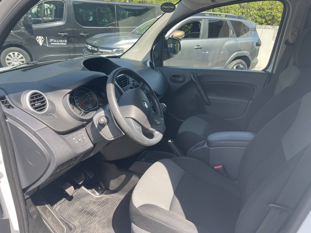 Acheter Renault Kangoo Express 2 KANGOO EXPRESS BLUE DCI 95 GRAND CONFORT 5p occasion dans les concessions du Groupe Faurie