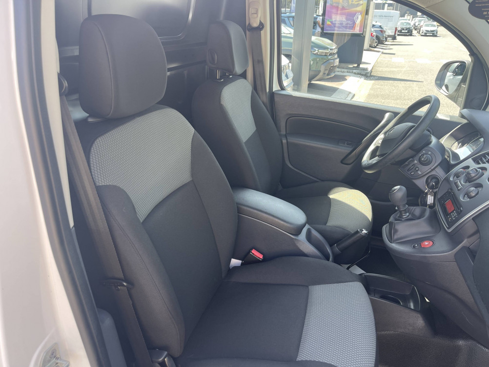 Acheter Renault Kangoo Express 2 KANGOO EXPRESS BLUE DCI 95 GRAND CONFORT 5p occasion dans les concessions du Groupe Faurie
