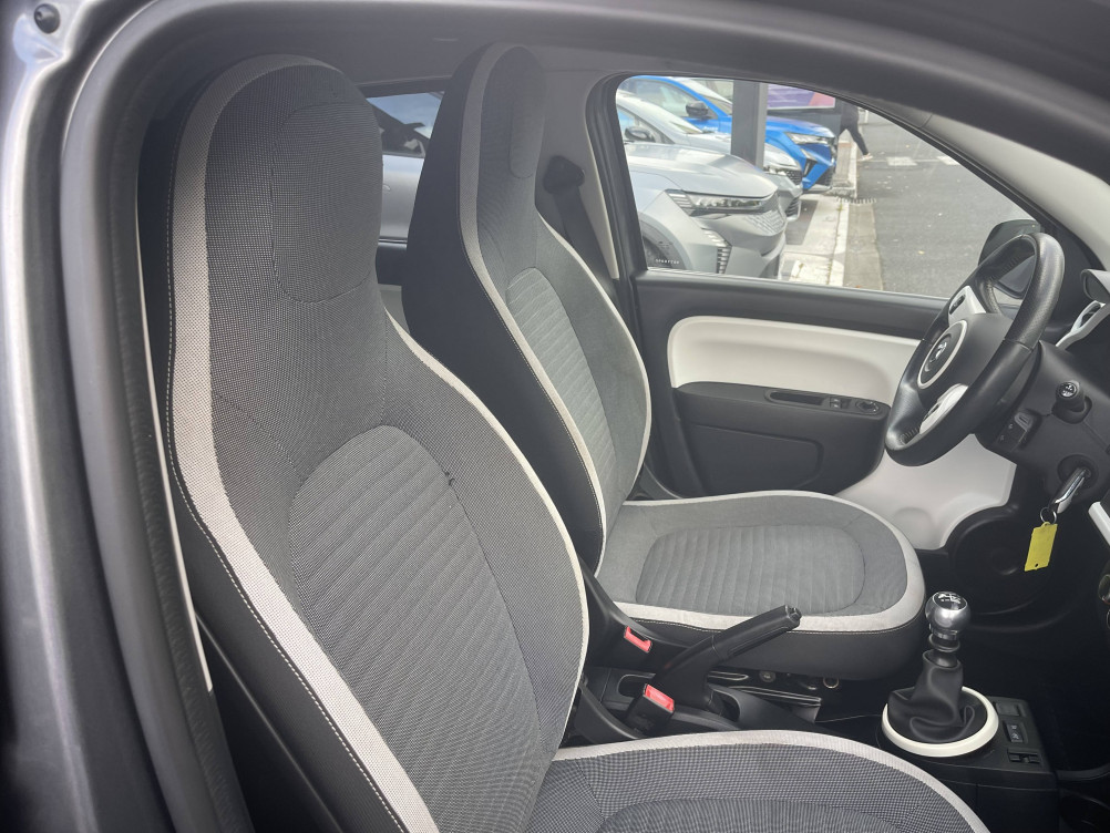 Acheter Renault Twingo 3 Twingo III 0.9 TCe 90 Energy Intens 5p occasion dans les concessions du Groupe Faurie