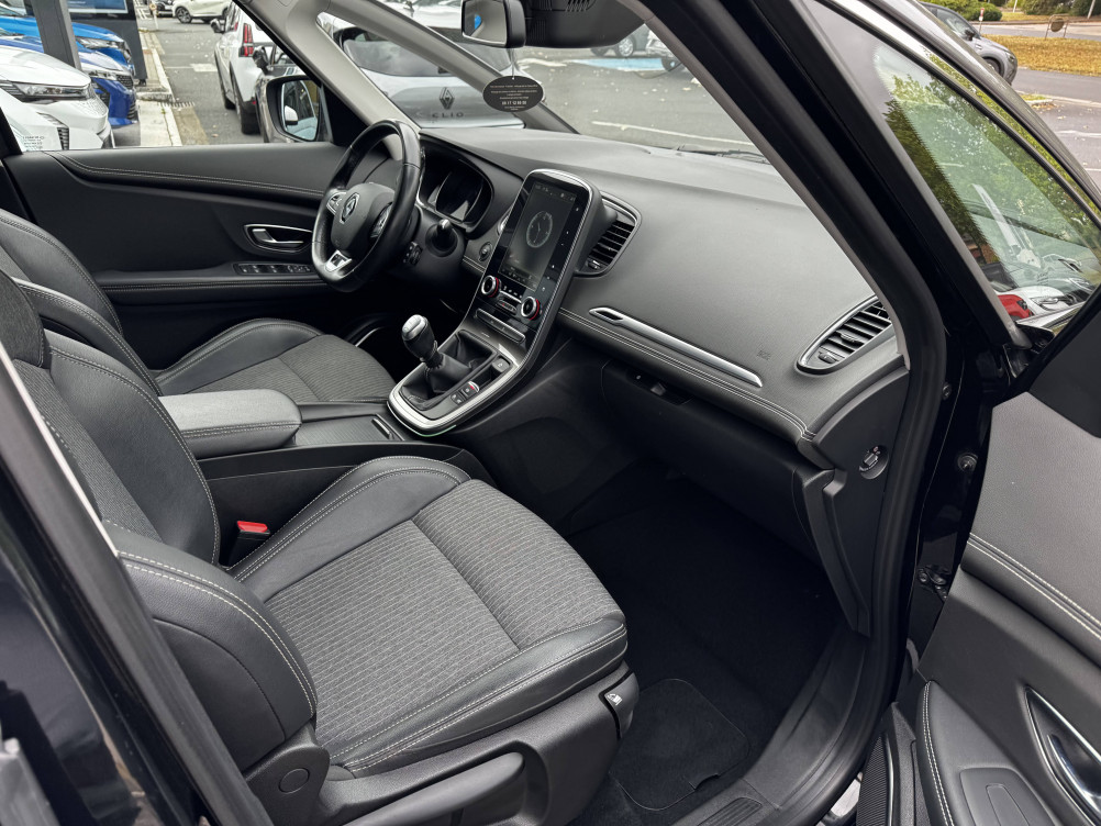 Acheter Renault Grand Scenic 4 Grand Scenic TCe 140 FAP - 21 Intens 5p occasion dans les concessions du Groupe Faurie