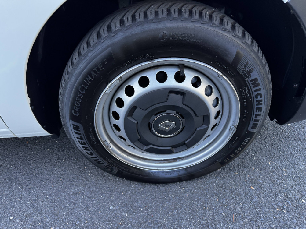 Acheter Renault Express 2 EXPRESS VAN BLUE DCI 95 - 22 CONFORT 5p occasion dans les concessions du Groupe Faurie