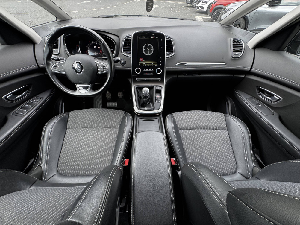 Acheter Renault Grand Scenic 4 Grand Scenic TCe 140 FAP - 21 Intens 5p occasion dans les concessions du Groupe Faurie