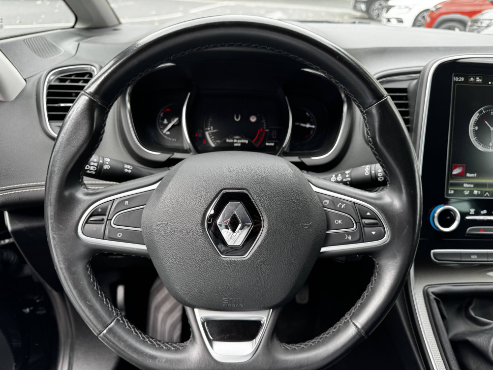 Acheter Renault Grand Scenic 4 Grand Scenic TCe 140 FAP - 21 Intens 5p occasion dans les concessions du Groupe Faurie
