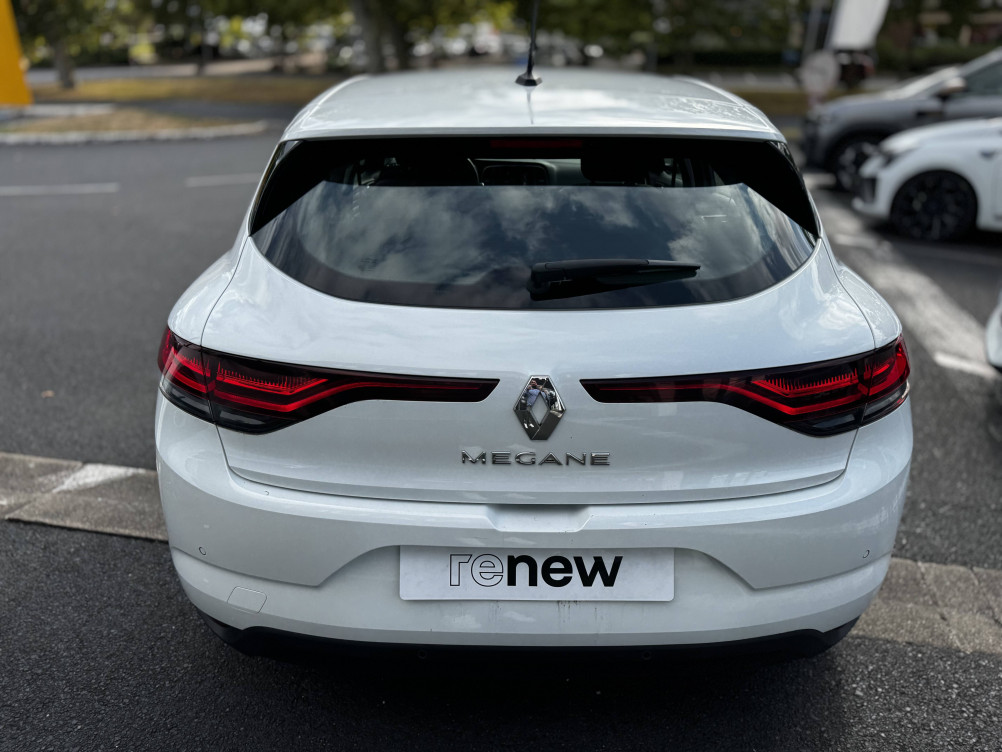 Acheter Renault Megane 4 Mégane IV Berline Blue dCi 115 EDC - 21N Business 5p occasion dans les concessions du Groupe Faurie
