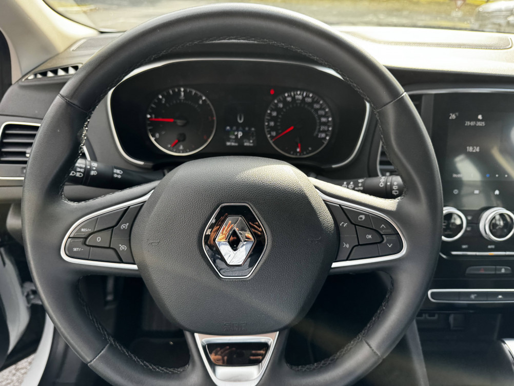 Acheter Renault Megane 4 Mégane IV Berline Blue dCi 115 EDC - 21N Business 5p occasion dans les concessions du Groupe Faurie