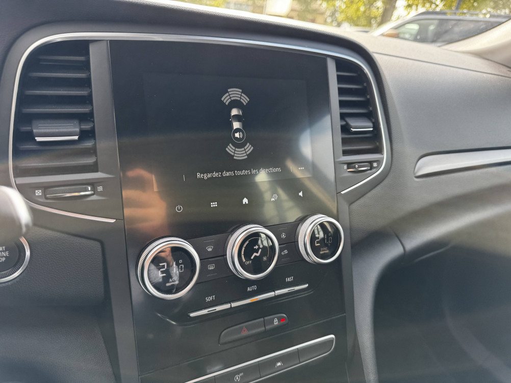 Acheter Renault Megane 4 Mégane IV Berline Blue dCi 115 EDC - 21N Business 5p occasion dans les concessions du Groupe Faurie