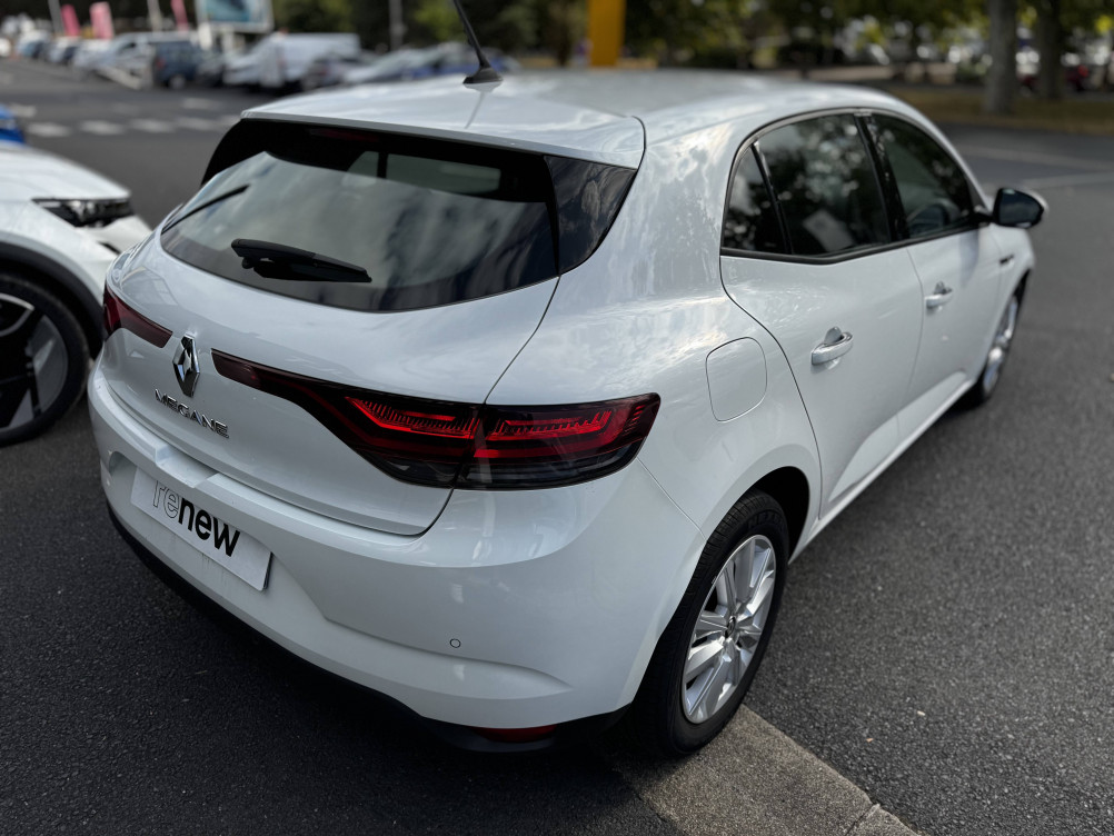 Acheter Renault Megane 4 Mégane IV Berline Blue dCi 115 EDC - 21N Business 5p occasion dans les concessions du Groupe Faurie