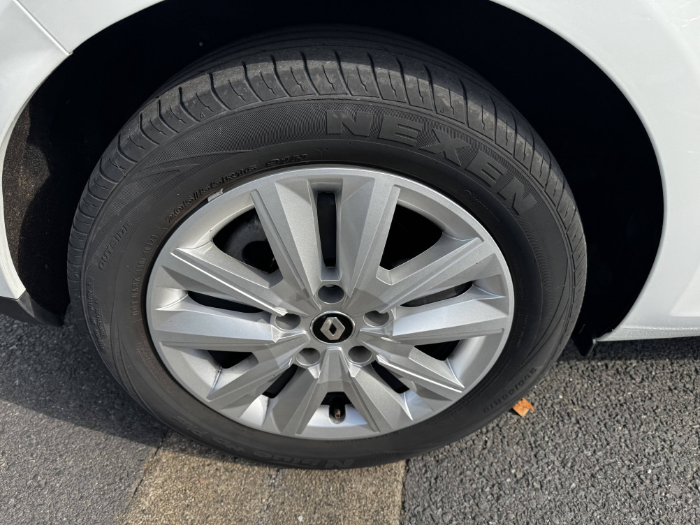 Acheter Renault Megane 4 Mégane IV Berline Blue dCi 115 EDC - 21N Business 5p occasion dans les concessions du Groupe Faurie
