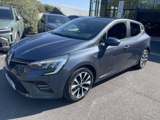 Acheter Renault Clio 5 Clio E-Tech 140 Zen 5p neuve dans les concessions du Groupe Faurie