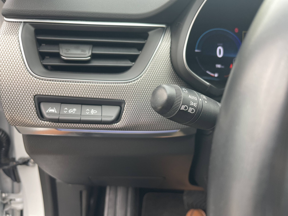 Acheter Renault Arkana Arkana E-Tech hybride 145 - 22 Engineered 5p occasion dans les concessions du Groupe Faurie