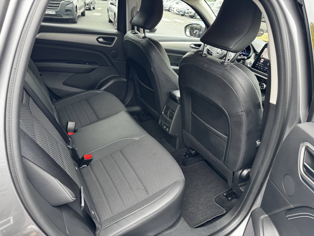 Acheter Renault Arkana Arkana E-Tech 145 - 21B Intens 5p occasion dans les concessions du Groupe Faurie