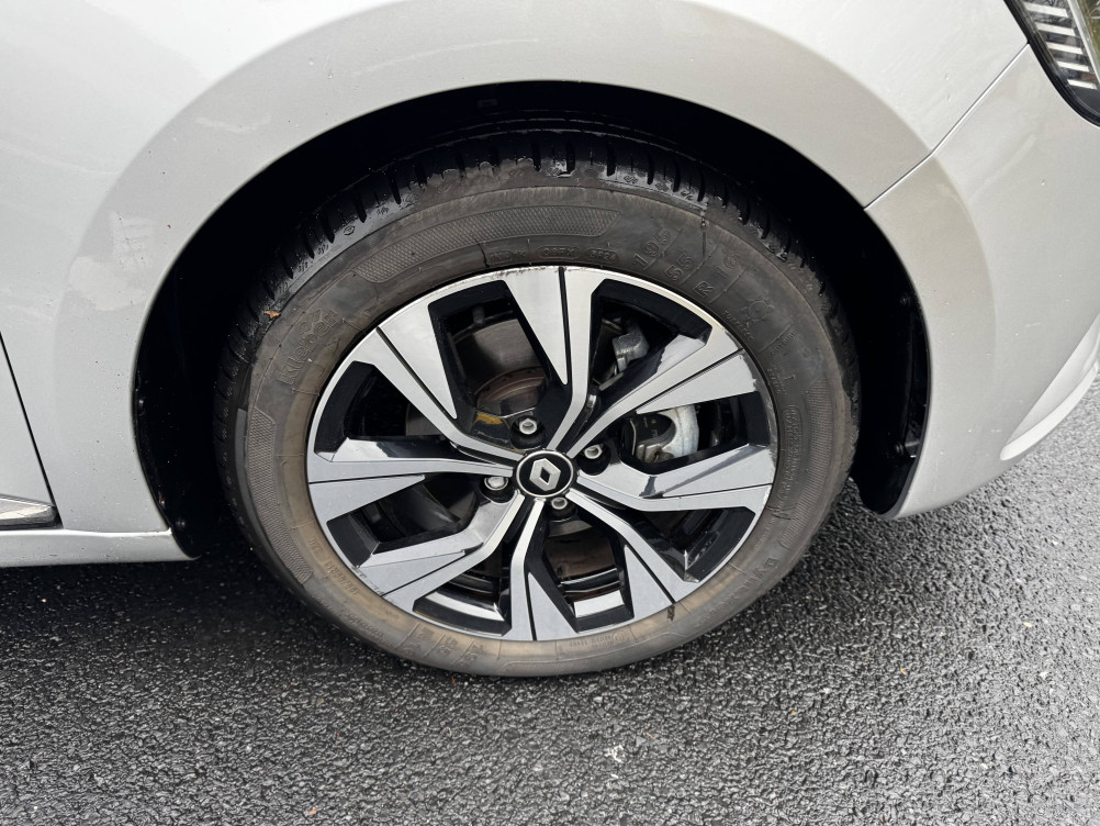 Acheter Renault Clio 5 Clio E-Tech full hybrid 145 Evolution 5p occasion dans les concessions du Groupe Faurie