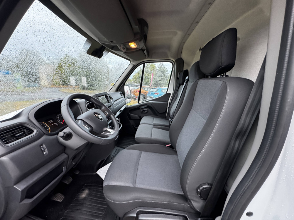 Acheter Renault Master 3 MASTER FGN TRAC F3300 L2H2 BLUE DCI 135 GRAND CONFORT 4p occasion dans les concessions du Groupe Faurie