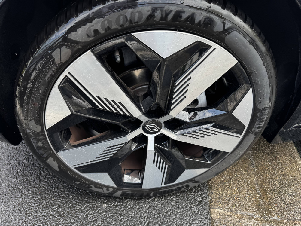 Acheter Renault Megane E-Tech Megane E-Tech EV60 220 ch optimum charge Techno 5p occasion dans les concessions du Groupe Faurie