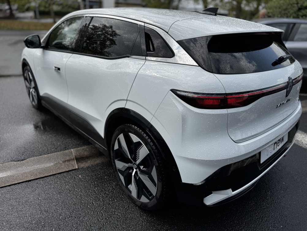 Acheter Renault Megane E-Tech Megane E-Tech EV60 220 ch optimum charge Techno 5p occasion dans les concessions du Groupe Faurie
