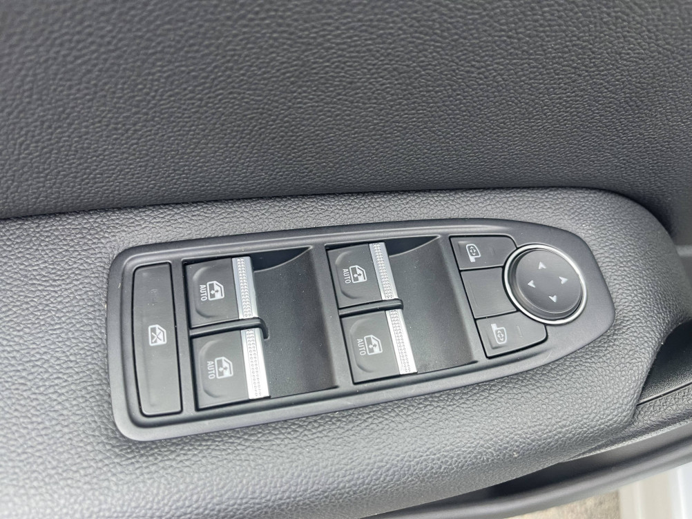 Acheter Renault Captur 2 Captur E-Tech 145 - 21 Intens 5p occasion dans les concessions du Groupe Faurie