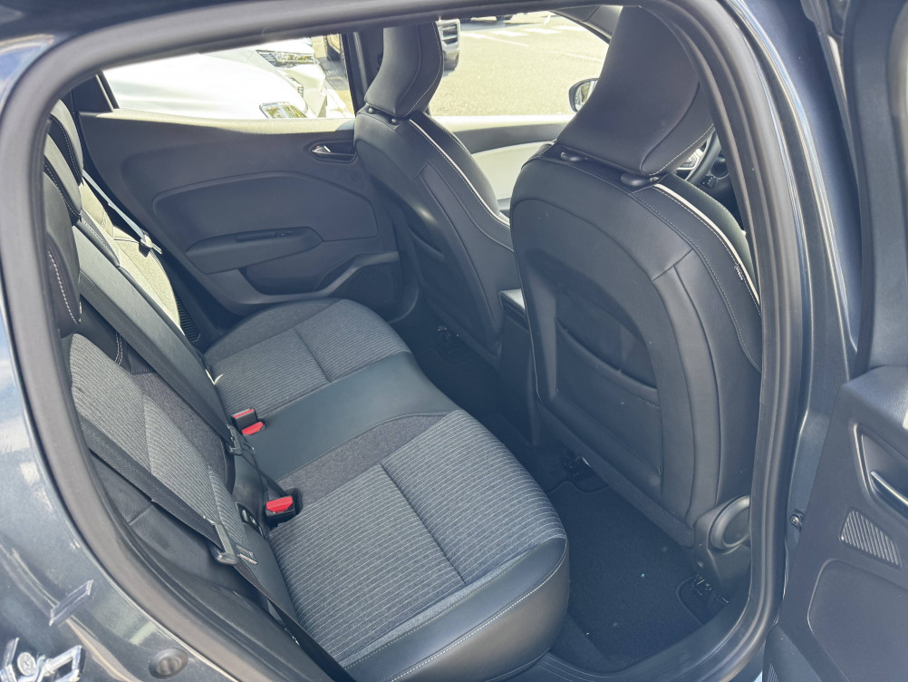 Acheter Renault Clio 5 Clio E-Tech 140 - 21N Intens 5p occasion dans les concessions du Groupe Faurie