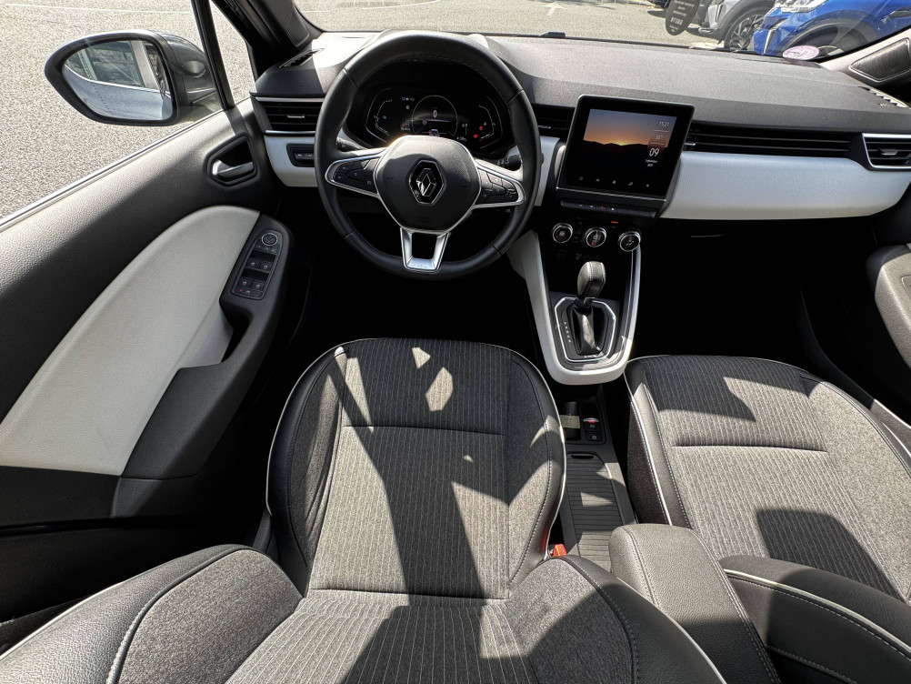 Acheter Renault Clio 5 Clio E-Tech 140 - 21N Intens 5p occasion dans les concessions du Groupe Faurie