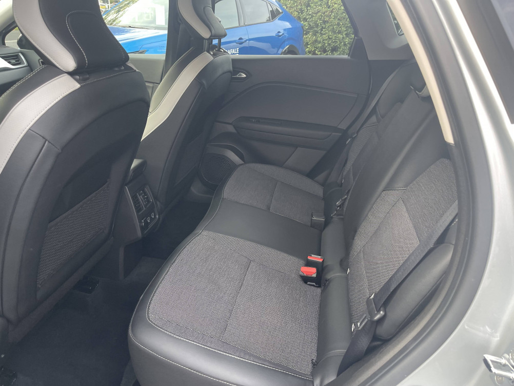 Acheter Renault Captur 2 Captur E-Tech 145 - 21 Intens 5p occasion dans les concessions du Groupe Faurie