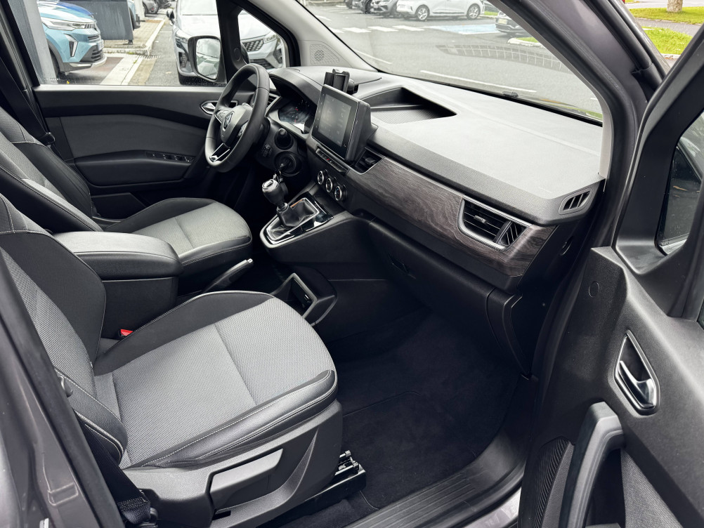 Acheter Renault Kangoo 3 Kangoo Blue dCi 95 Zen 5p occasion dans les concessions du Groupe Faurie